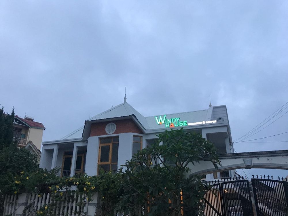 undefined Windy House - Hostel 8