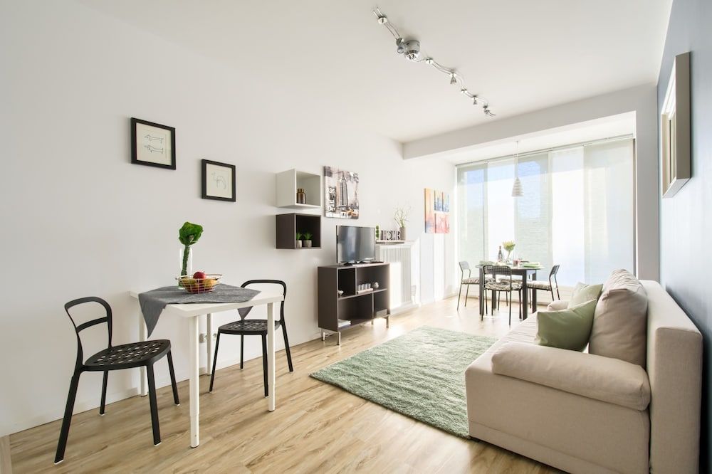 M&R Apartament Airport Obrzeżna 3 Comfort Apartment, Accessible 10