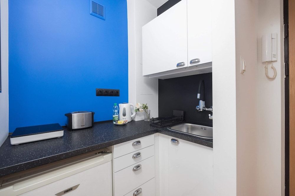 Riverside Comfort Studio Apartment 20