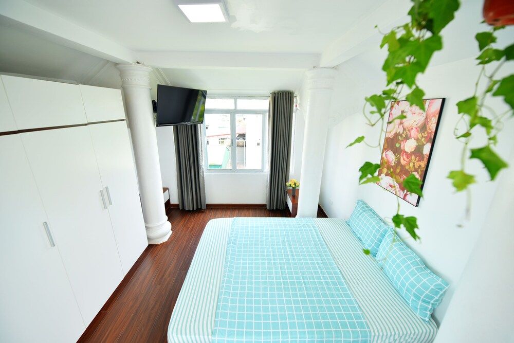 undefined Lily Home Tay Ho 4