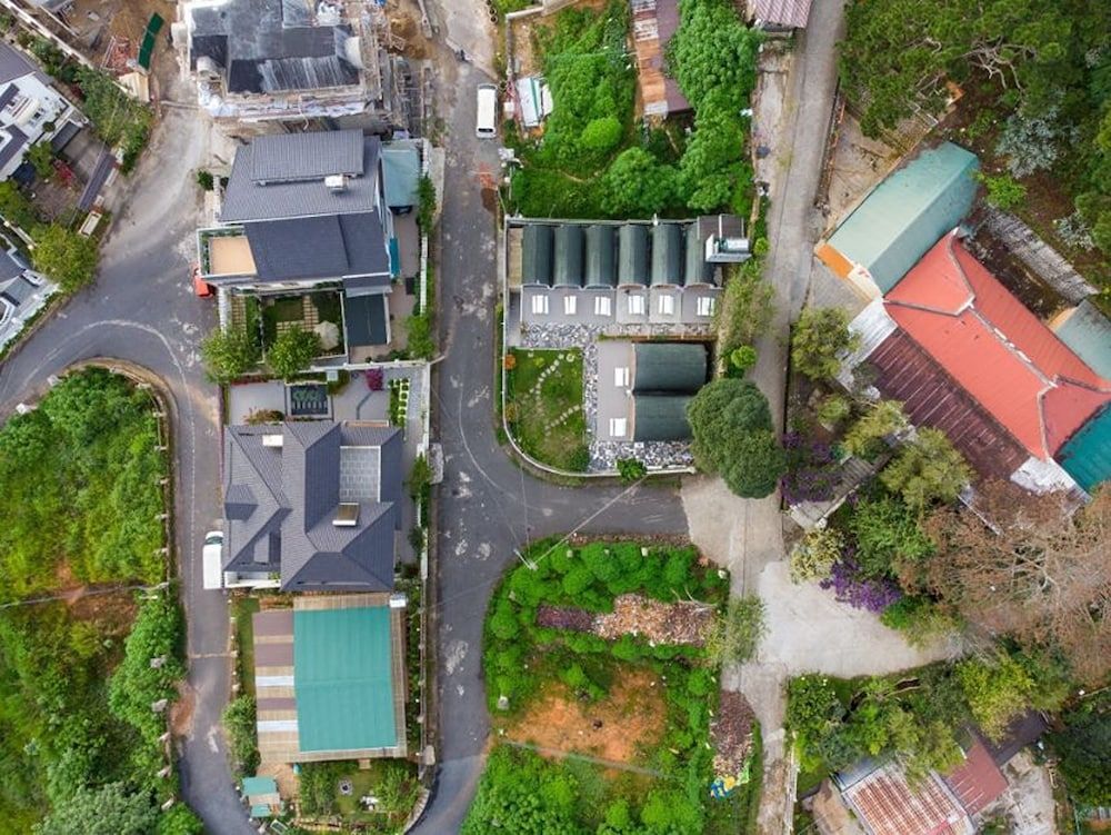 undefined HB Bungalow 7