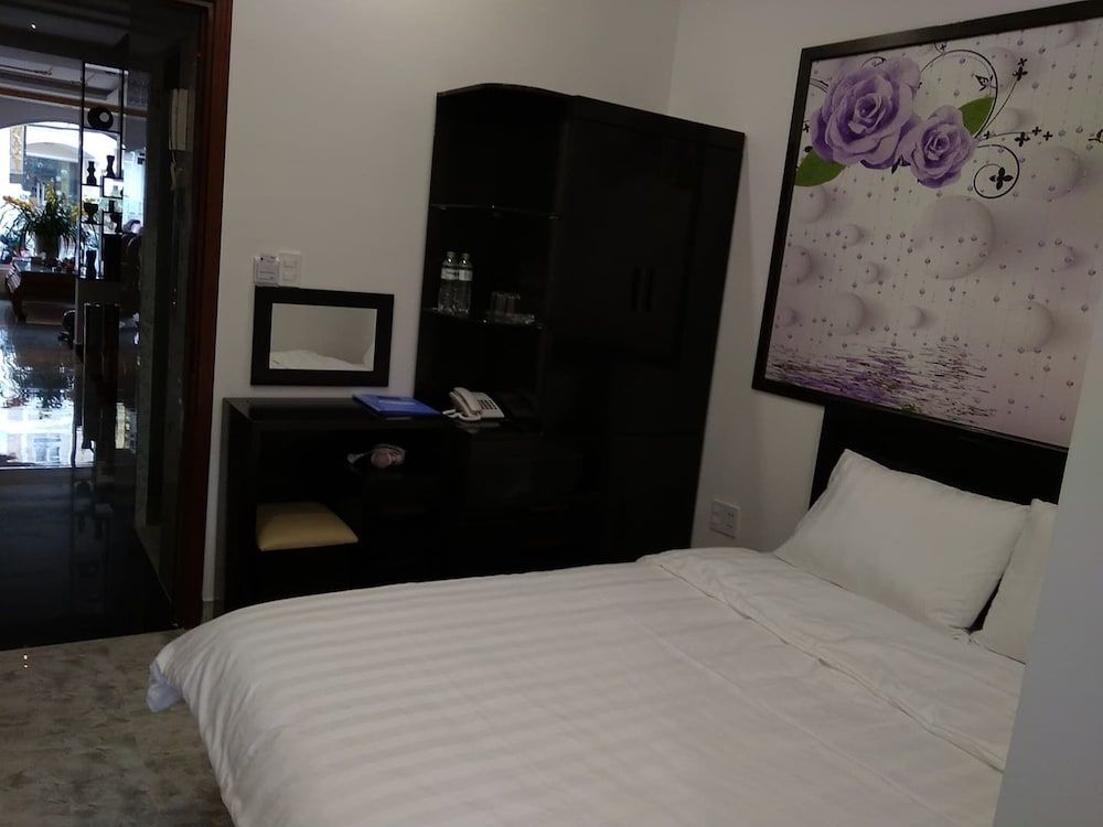 undefined Golden Rum Hotel 5