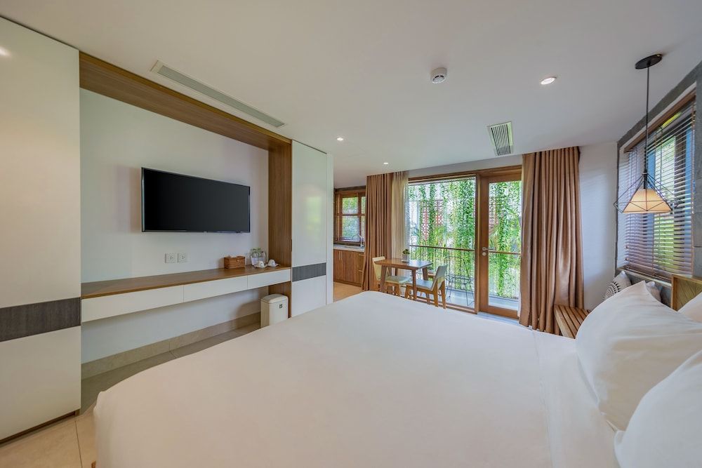 Ponte Boutique Villa Superior Studio, Balcony, Pool View 9