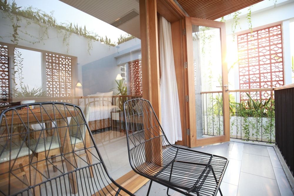 Ponte Boutique Villa Superior Studio, Balcony, Pool View 2