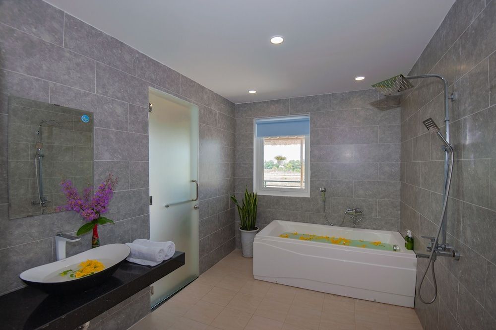 Yellow Daisy Villa Family Villa, Private Pool, Garden View 16