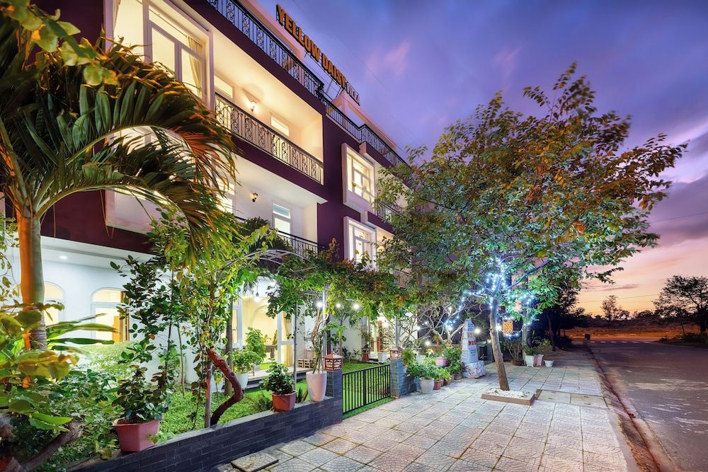 undefined Yellow Daisy Villa 4