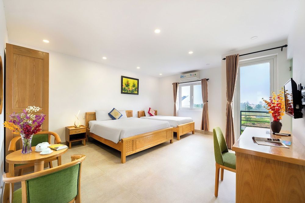 Yellow Daisy Villa Family Villa, Private Pool, Garden View 11