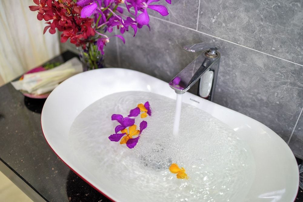 Yellow Daisy Villa Family Villa, Private Pool, Garden View 21