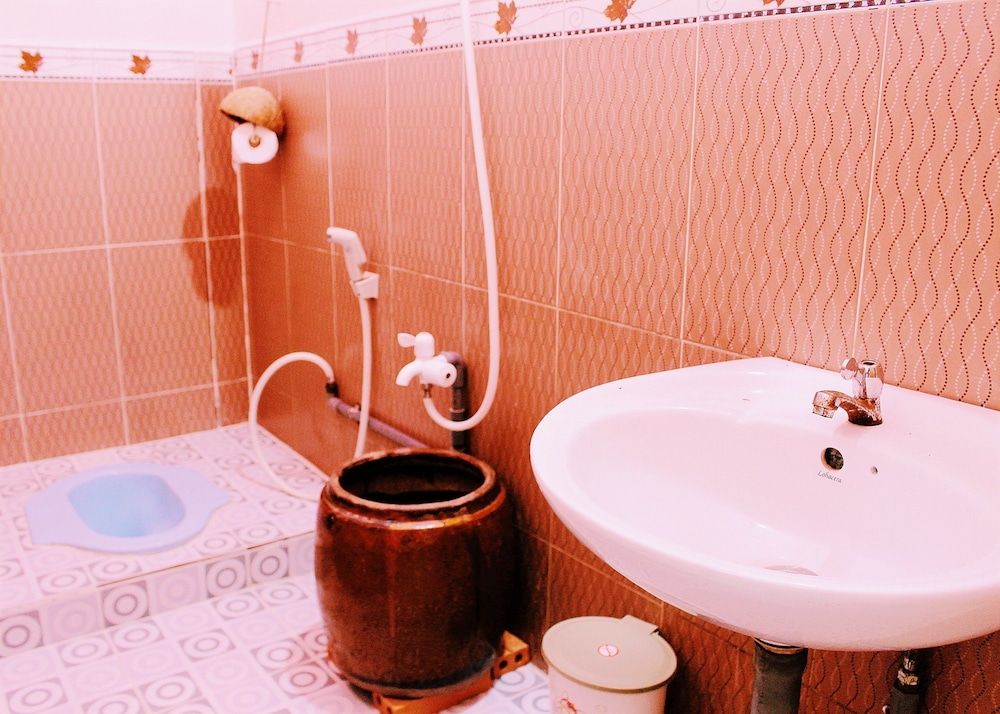 Mekong Backpacker Inn - Hostel Deluxe Double Room 8