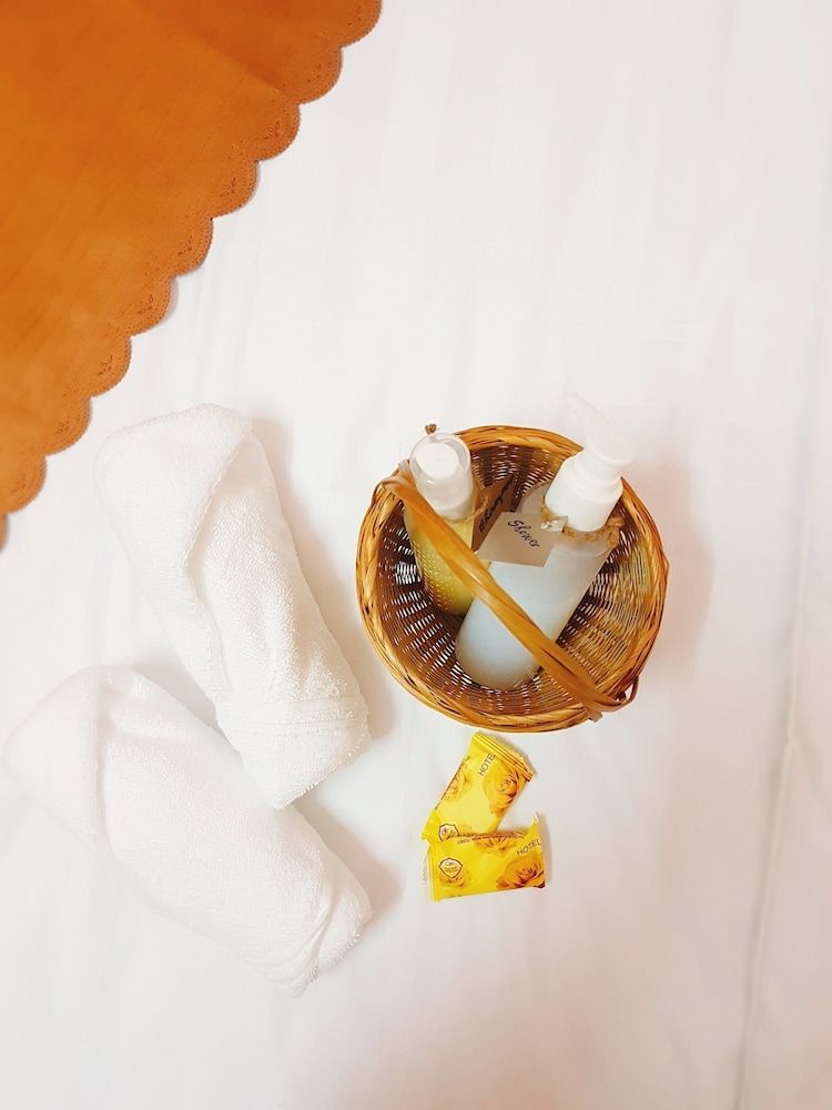 Mekong Backpacker Inn - Hostel Deluxe Double Room 9