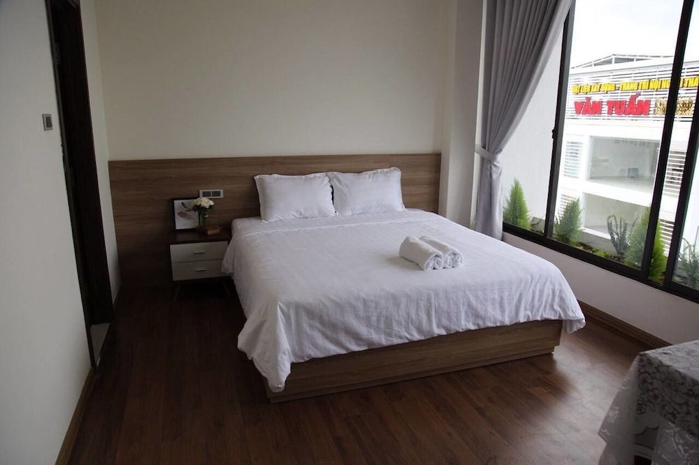 Ivy Hotel Da Lat Deluxe Room, City View 3