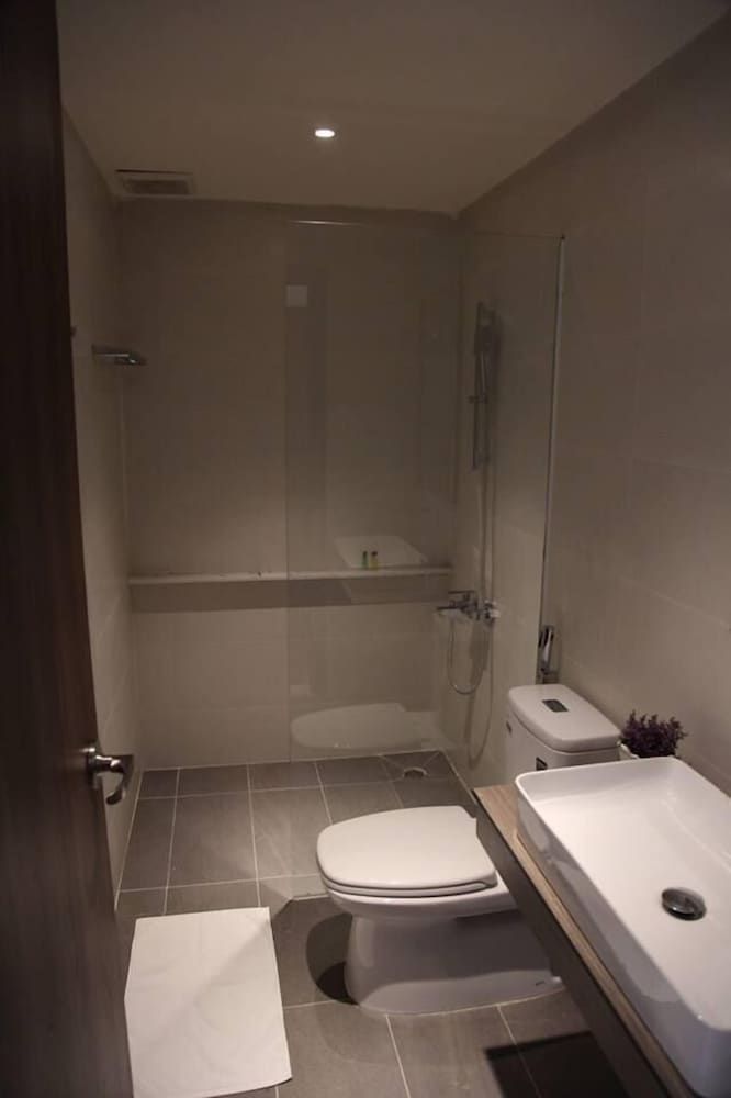 Ivy Hotel Da Lat Family Room 5