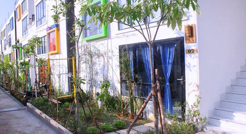 undefined Miana Home 2