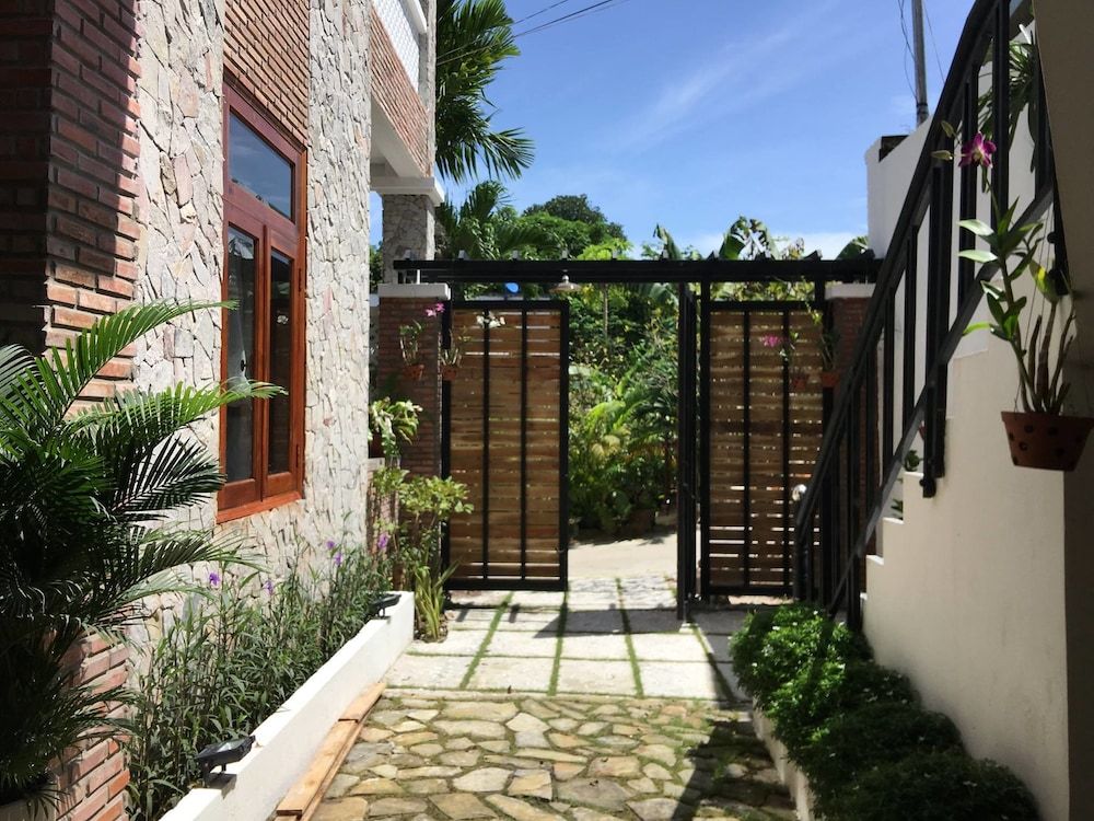 undefined Miana Home 3