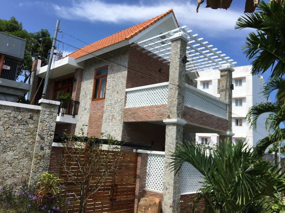 undefined Miana Home 4