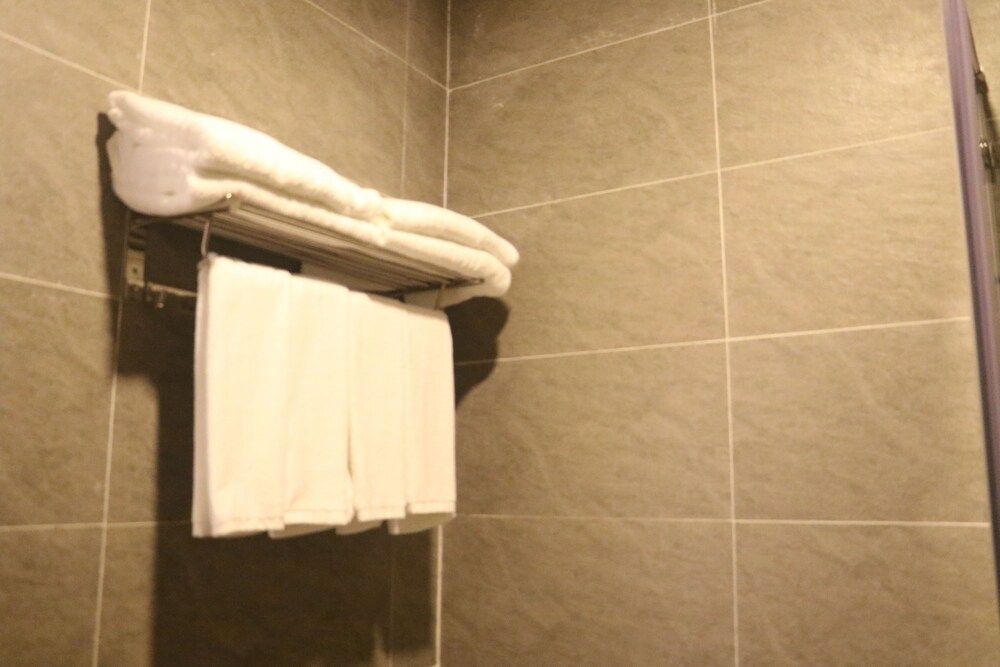 Arapang Hotel 2 Deluxe Attic Room 7