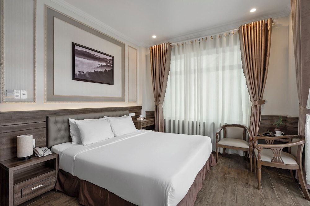 Deluxe Double Room, City View
