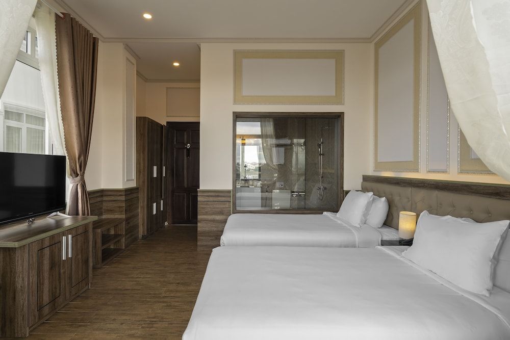 Premier Twin Room