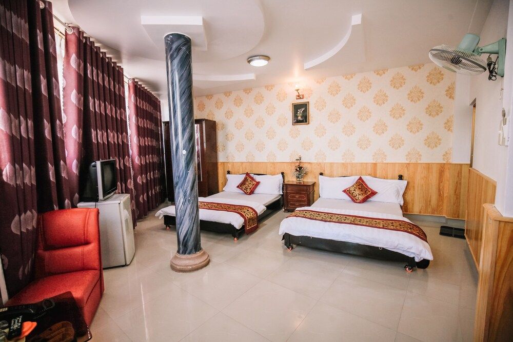 undefined Khanh Hong Hotel