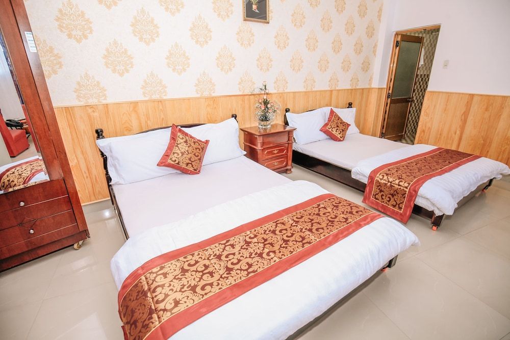 undefined Khanh Hong Hotel 7