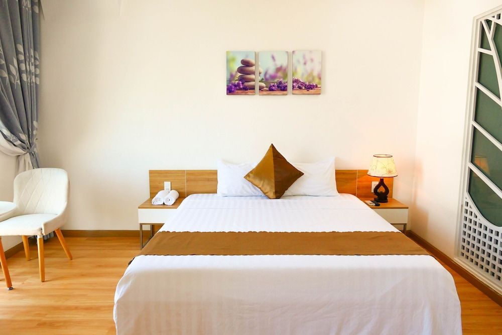 undefined T P House 3 4