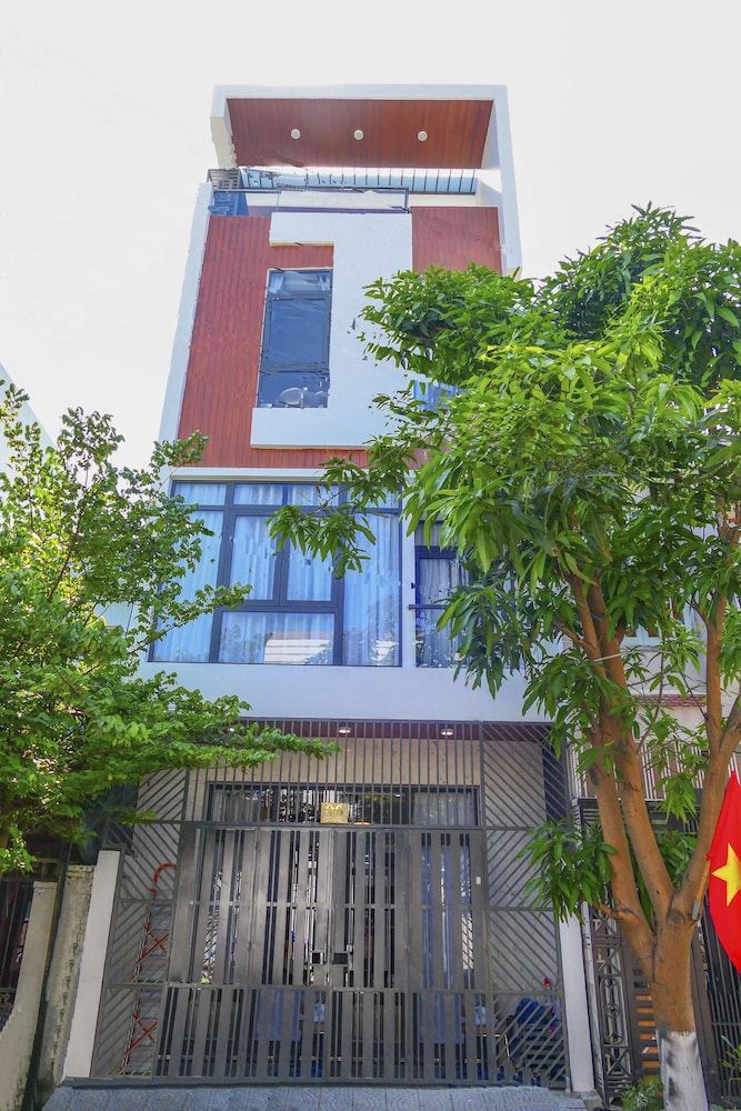 undefined T P House 3