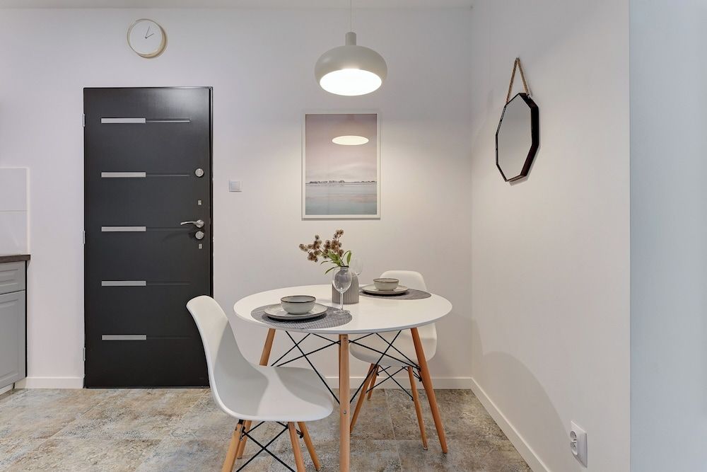 Downtown Apartments Riverside Aura Island City Apartment, 1 Queen Bed, Non Smoking 10