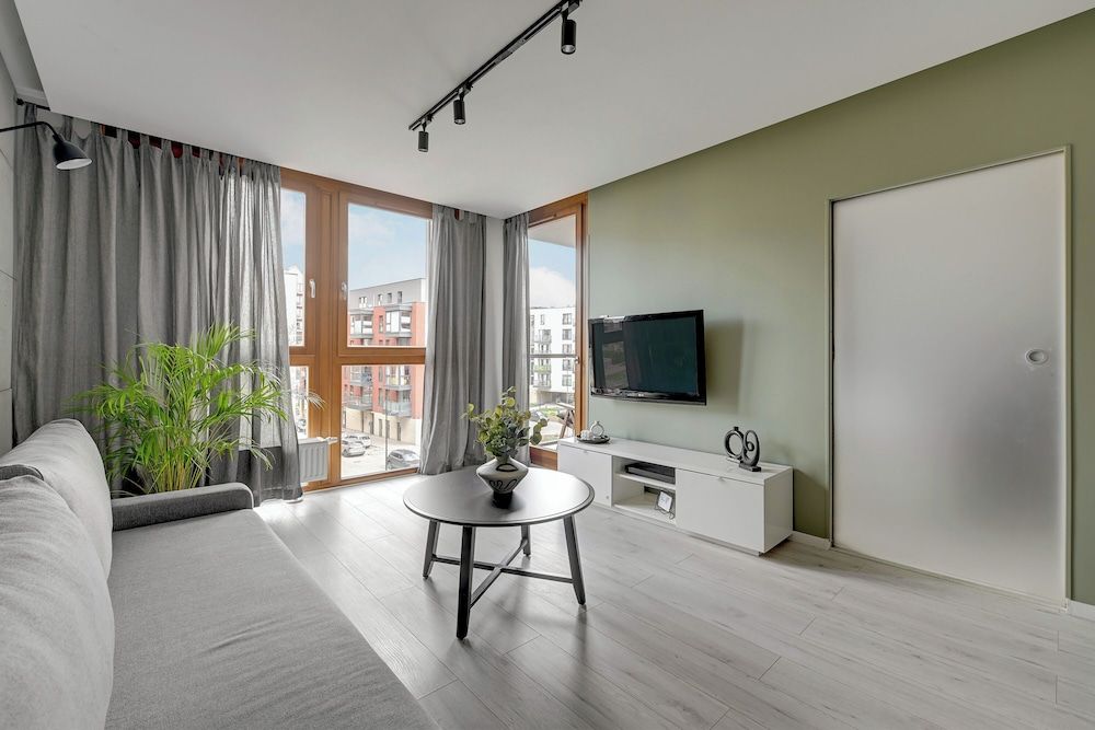 Downtown Apartments Riverside Aura Island City Apartment, 1 Queen Bed with Sofa bed, Non Smoking 14