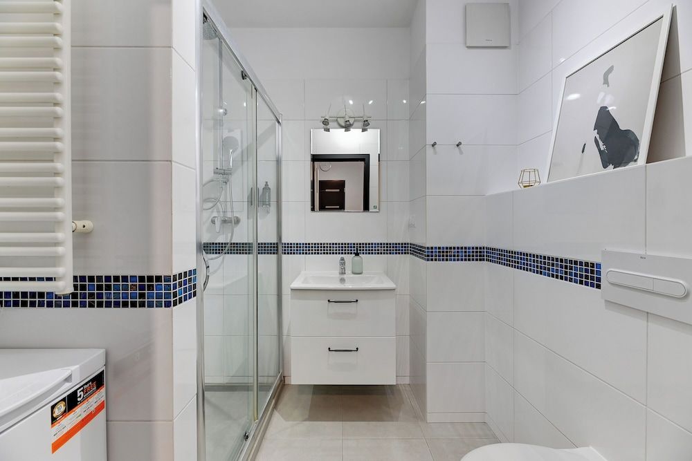 Downtown Apartments Riverside Aura Island City Apartment, 1 Queen Bed, Non Smoking 7