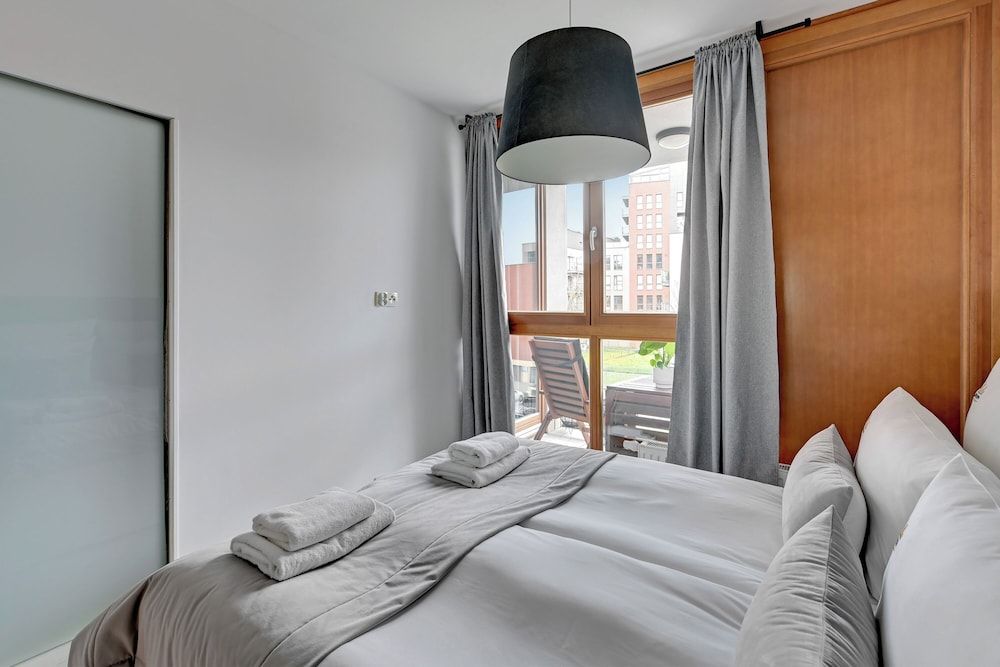 undefined Downtown Apartments Riverside Aura Island 10