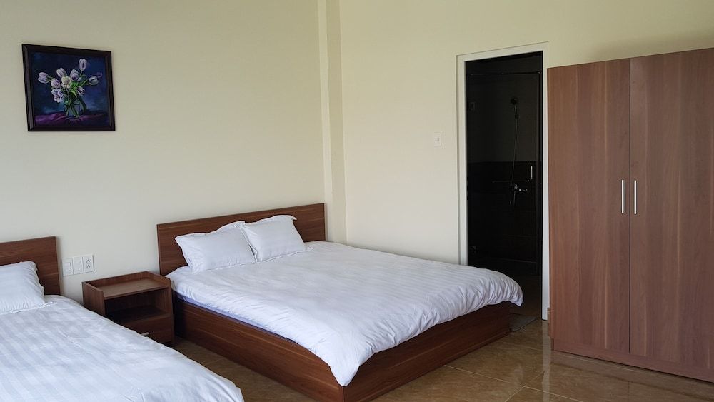 An Nhien Hotel Superior Quadruple Room 3