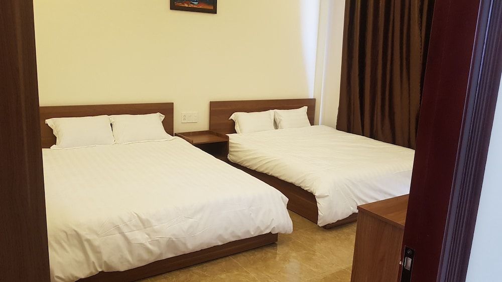 An Nhien Hotel Superior Quadruple Room 2