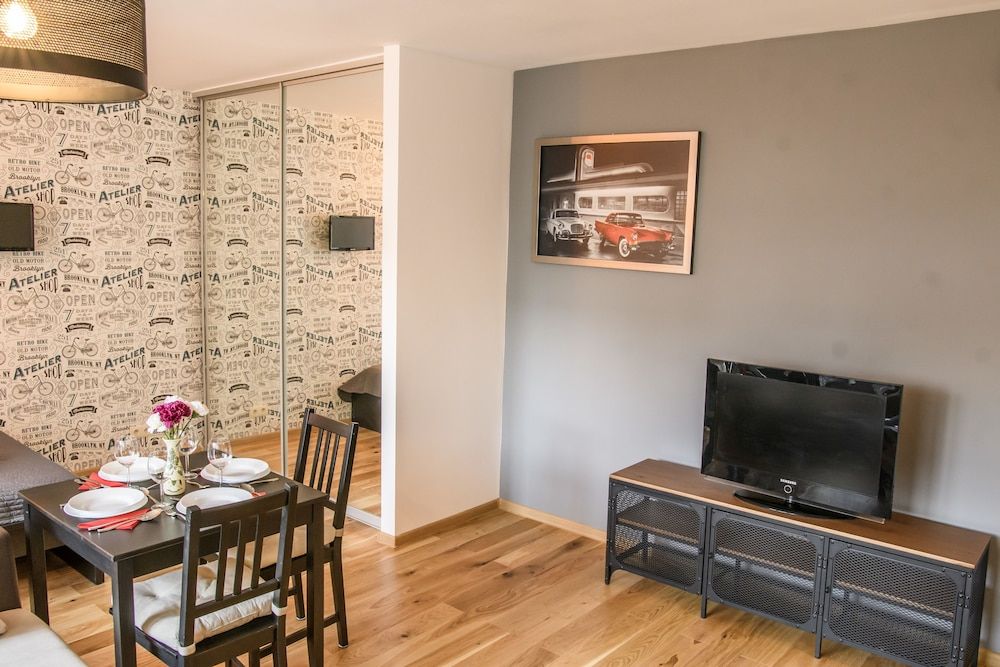 undefined Chmielna Superior 10