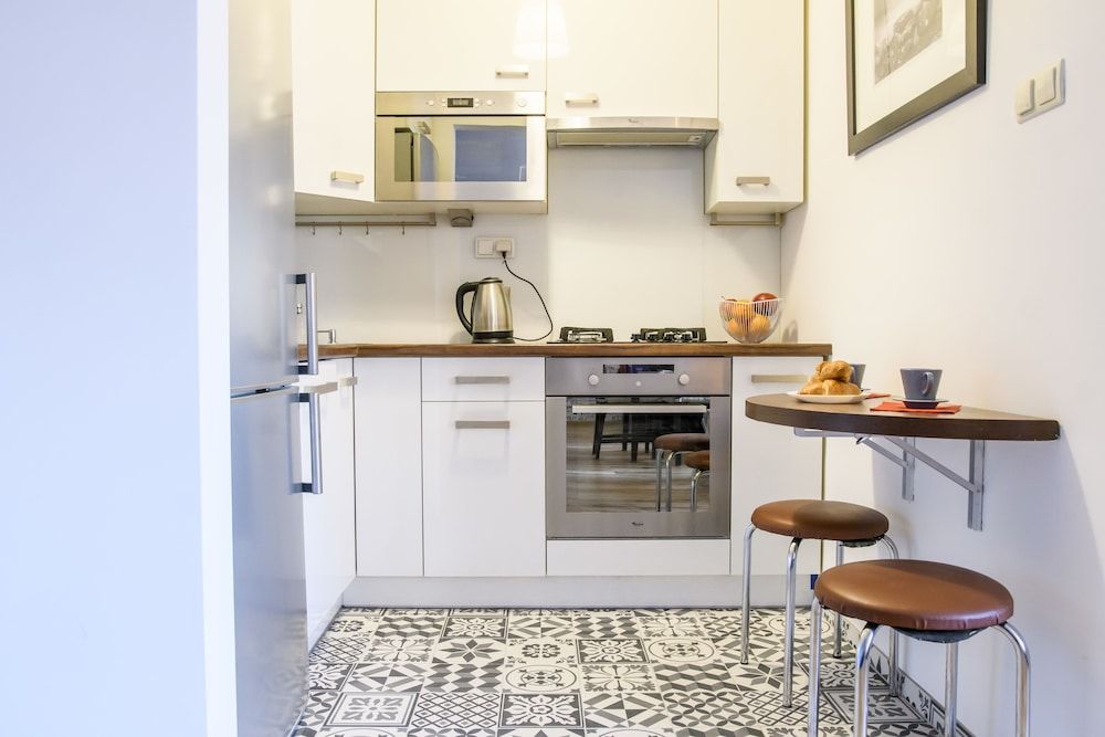 undefined Chmielna Superior 8