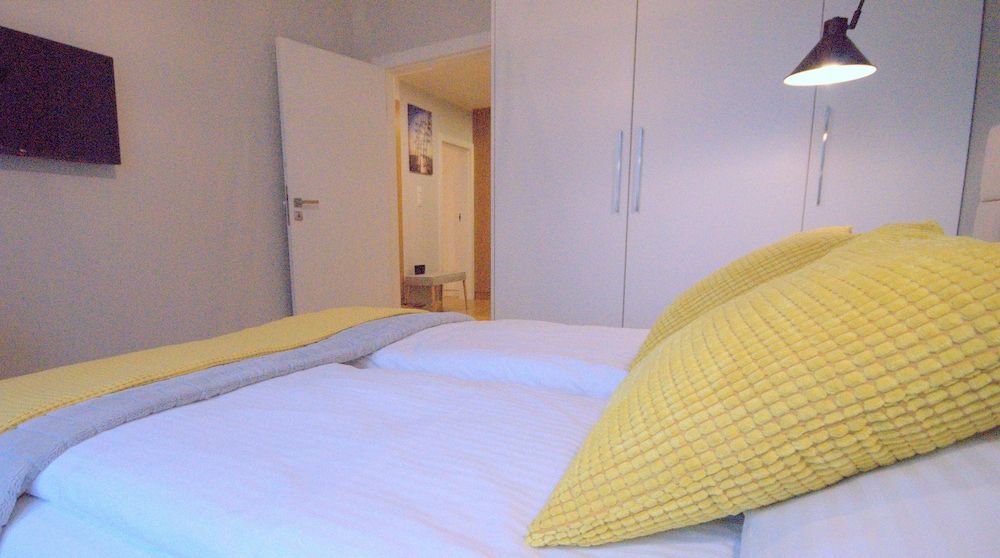 undefined IRS ROYAL APARTMENTS  Bursztynowa 9