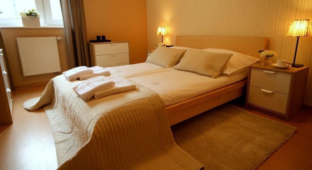 undefined IRS ROYAL APARTMENTS Mlyniec 2