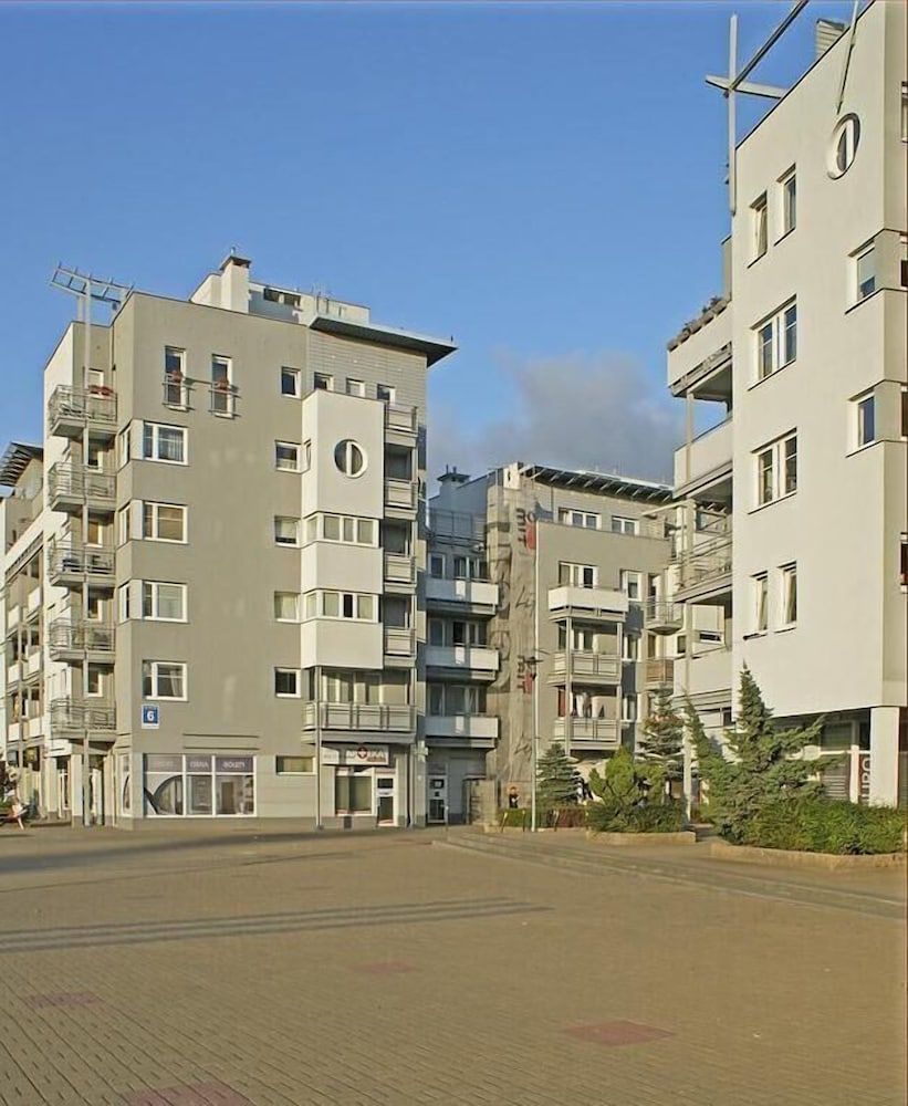 undefined IRS ROYAL APARTMENTS Mlyniec