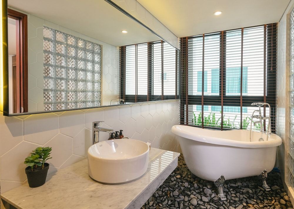 undefined The Glomad Boutique Danang 7