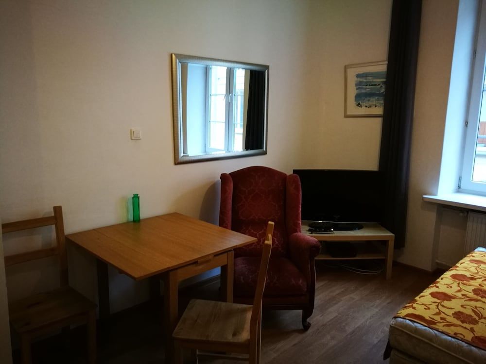 undefined P&O Apartments Miodowa 5 4