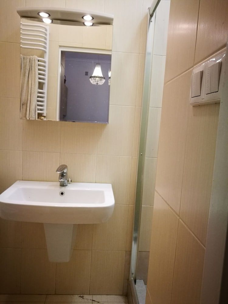 undefined P&O Apartments Miodowa 5 7