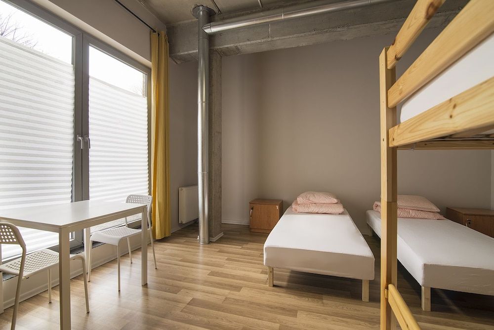 Room (Nr 21)
