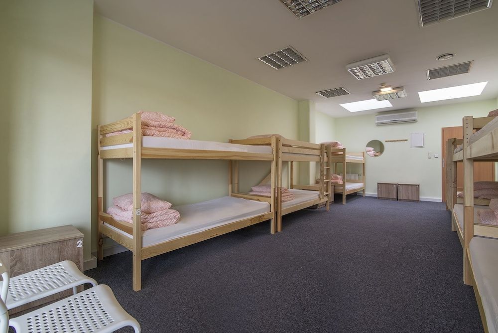Shared Dormitory (Nr 6)