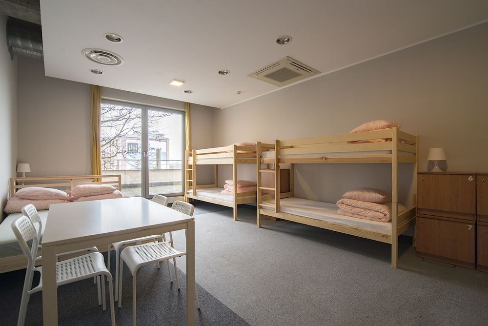 Room (Nr 17)