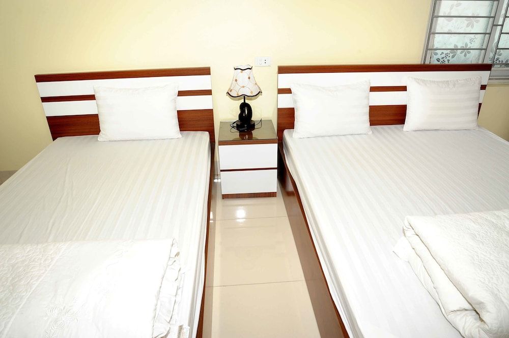 An Binh Hotel Triple Room 2