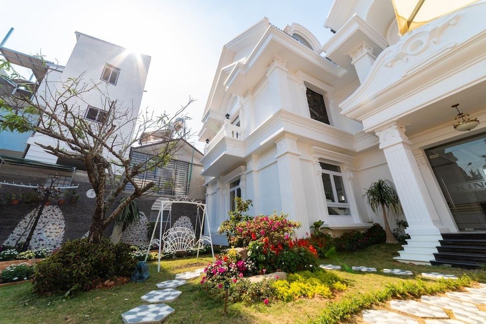 undefined King Villa