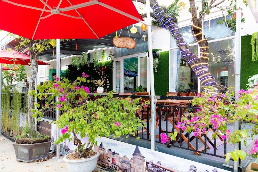 undefined Zone 5 Boutique Hotel 6