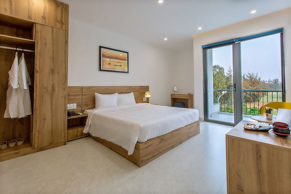 undefined La Serenata Villa Hoi An 3