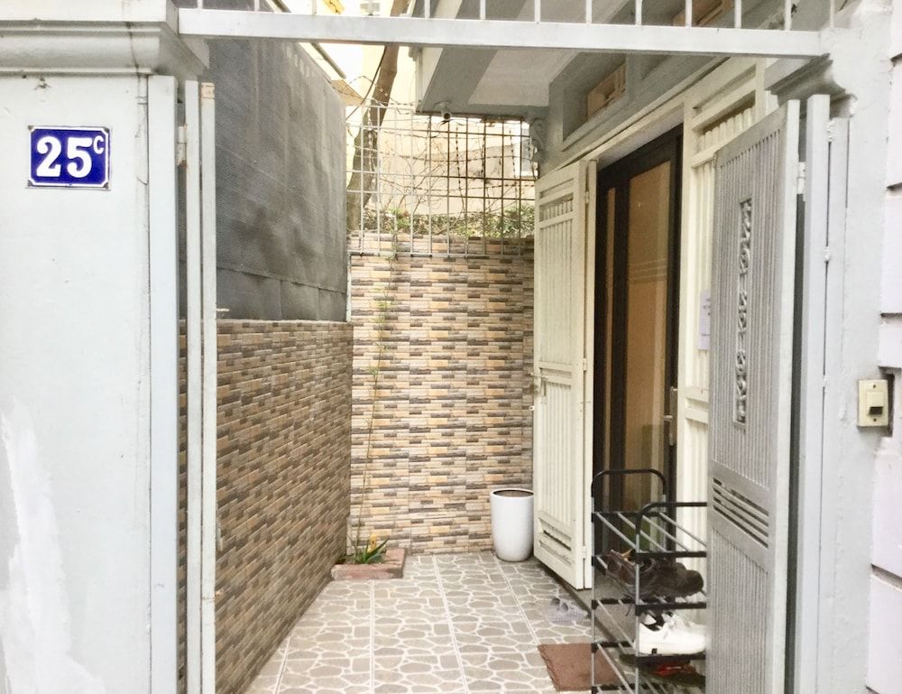 undefined Mom's House Hostel