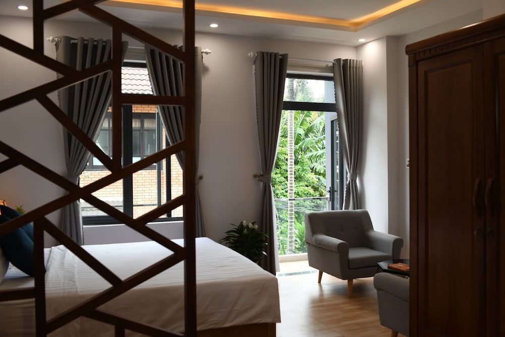 undefined YOLO Apartment Homes 5