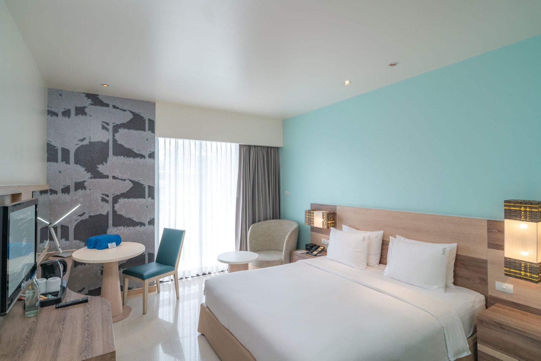 Holiday Inn Express Phuket Patong Beach Central by IHG Standard Room With Free Breakfast